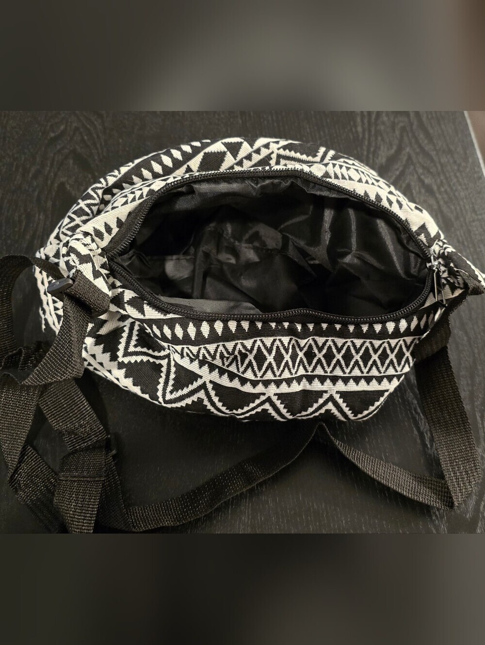 2 LEFT! Cute Hobo Style Crossbody Shoulder Purse - Picture 5 of 5